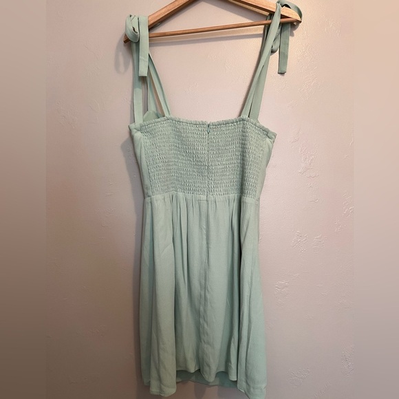 Wayf Light Green Sweetheart Neckline with Seamed Cups Mini Dress - Picture 4 of 15
